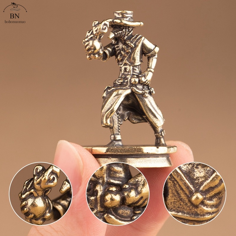 Vintage Collectibles Toys - Figur Miniatur Koboi Tari dari Kuningan