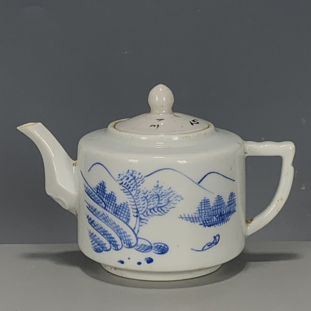 Vintage Collectible Pottery - Teko Teh Porselen Biru Putih Lukisan