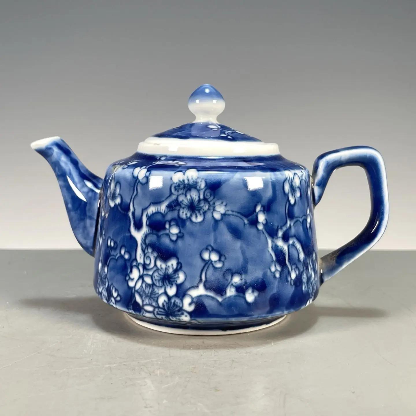 Teko Teh Porselen Datar Biru P - Vintage Collectible Pottery ulasan dan harga